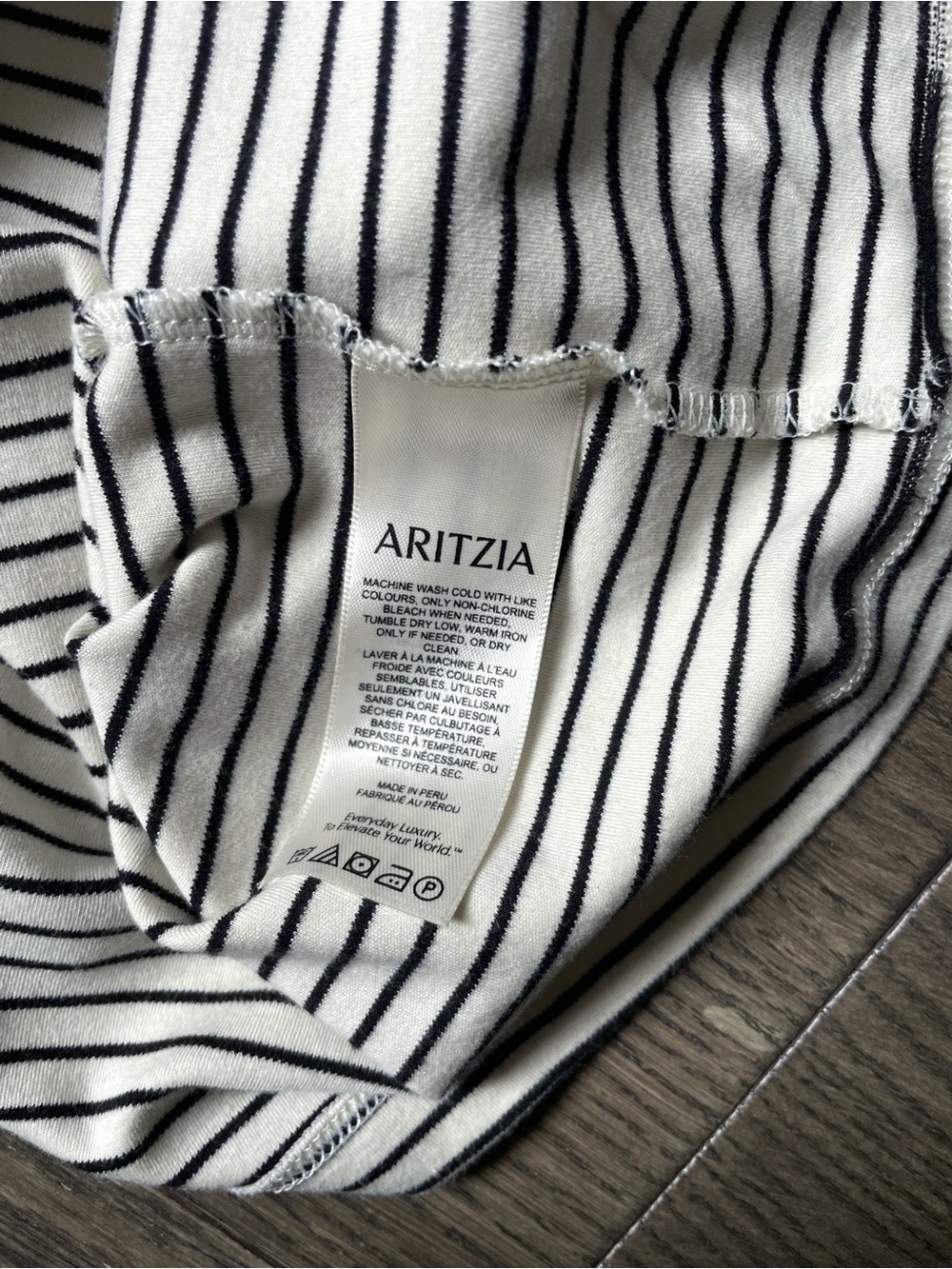 Aritzia • Babaton Pegasus Oversized Cotton Navy Blue White Striped T-Shirt • M - Picture 12 of 16